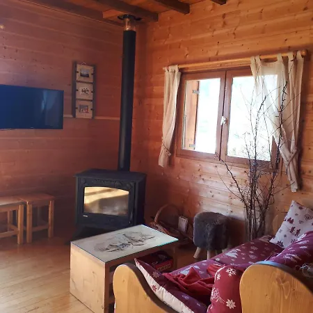 Les Marmottes De L'alpe Chalet Auris