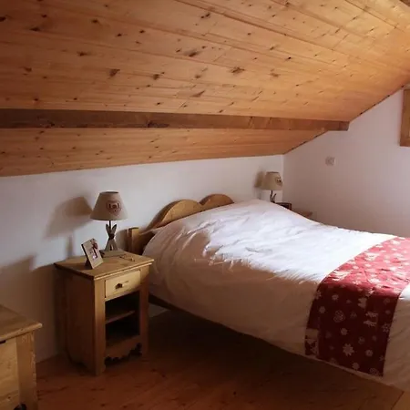 Les Marmottes De L'alpe Chalet *